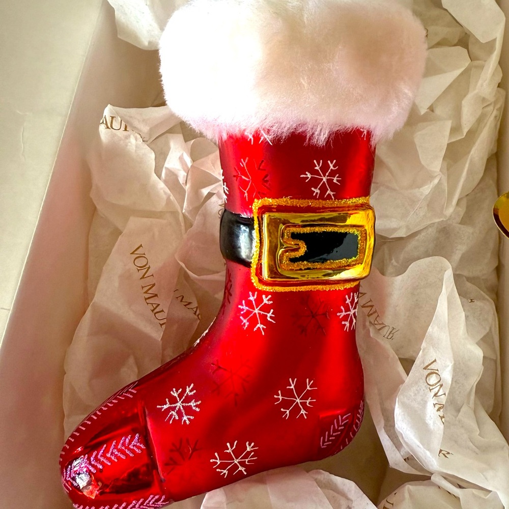 VERY RARE 2006 Christopher Radko "Buckle Down" Christmas Ornament